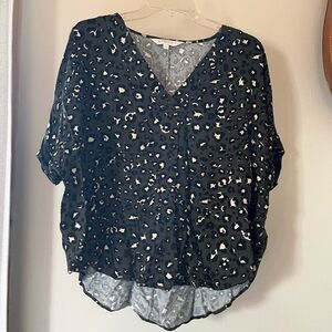 Apricot Green Leopard Print V-Neck Blouse